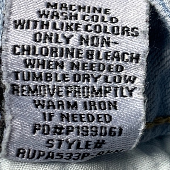 Almost Famous | Size 1 | Light Wash Distressed Ripped Skinny Jeans - Picture 10 of 10